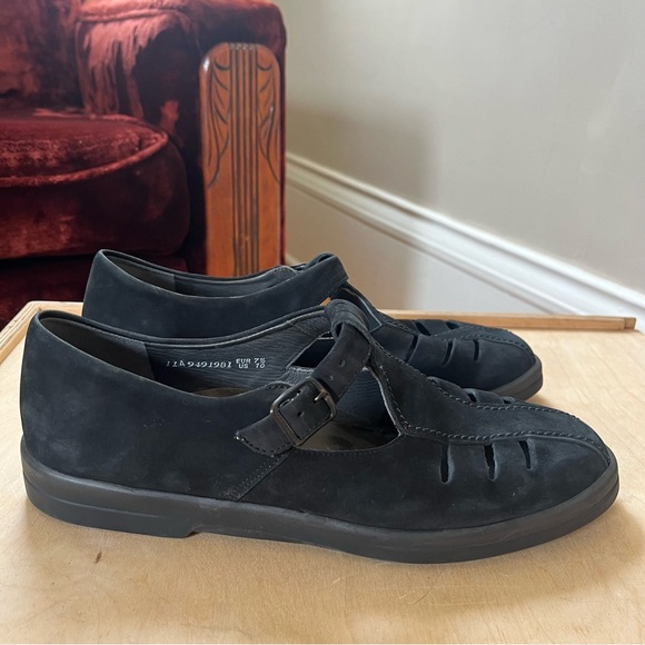 mephisto black nubuck fisherman sandals - Picture 6 of 10